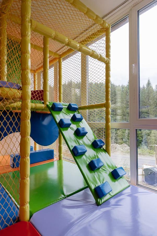 Toga Hotell Jablunytsja Exteriör bild